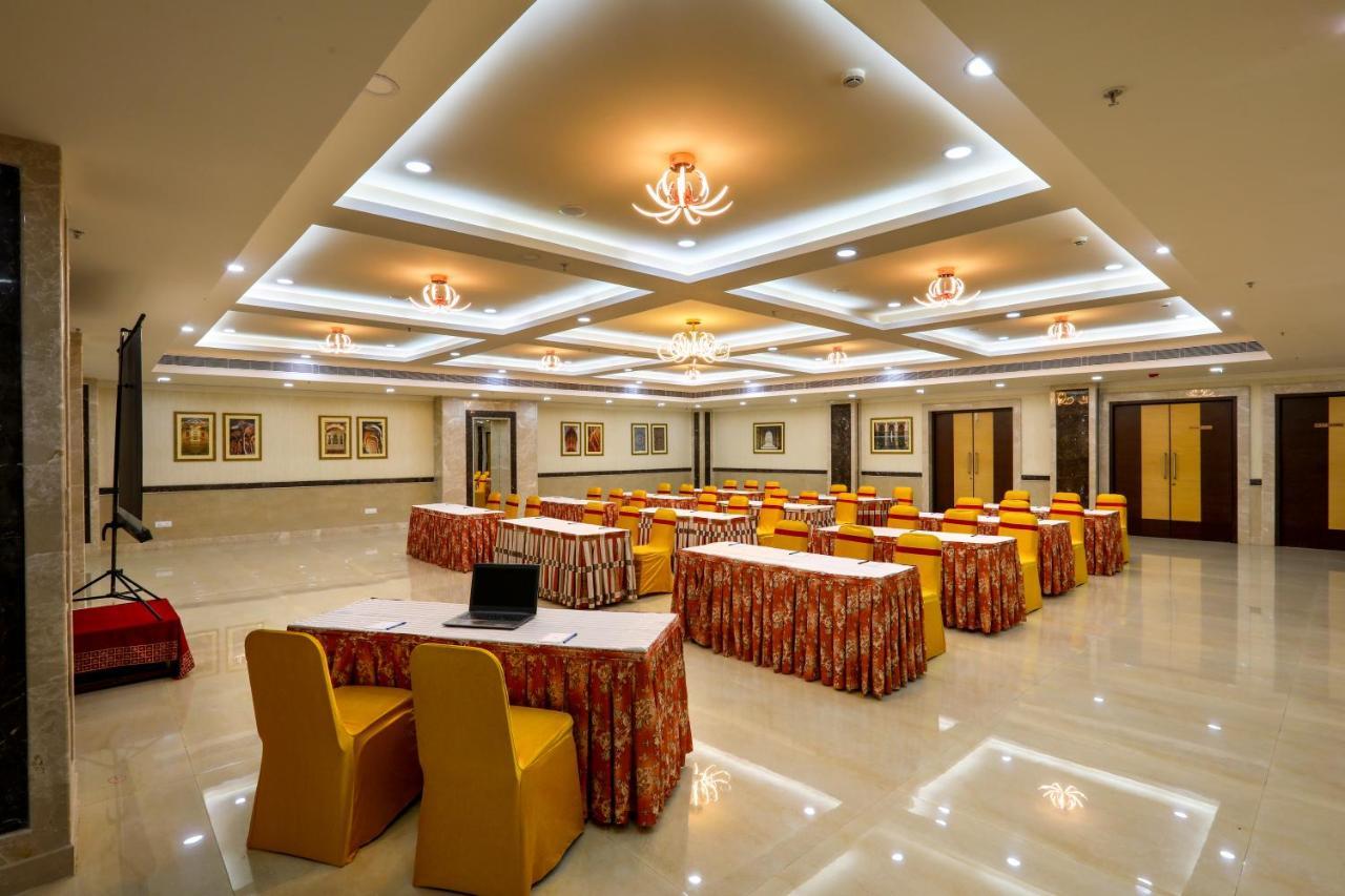 Hotel Aadithya Chennai Exterior foto